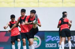 英雄联盟总决赛直播-包含广州富力备战关键战役，中超联赛进入白热化的词条