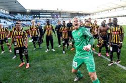 -斯图加特主场击败门兴格拉德巴赫，豪取三分