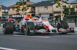 英雄联盟总决赛赛程-阿斯顿马丁横扫红牛二队，佩雷兹带队取胜