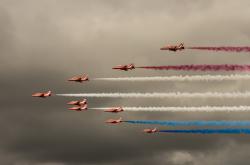 英雄联盟总决赛直播-边界突破，范弗利特热力引爆跨洲际篮球对话