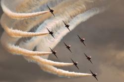 -勇士鏖战险胜，库里攻防一体打出36+8+7统治级表现，冠军信号已亮起？