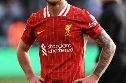 LOL决赛-利物浦客场轻松取胜，继续保持领先优势