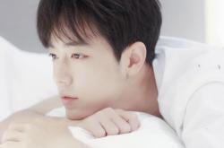 英雄联盟总决赛赛程-今夜无关欧冠，在传奇篮球馆，一个叫锡安的男人用统治级表演重新定义半决赛之夜