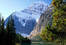 圣西罗惊雷!AC米兰遭勇士重创,意甲王座暗战升级