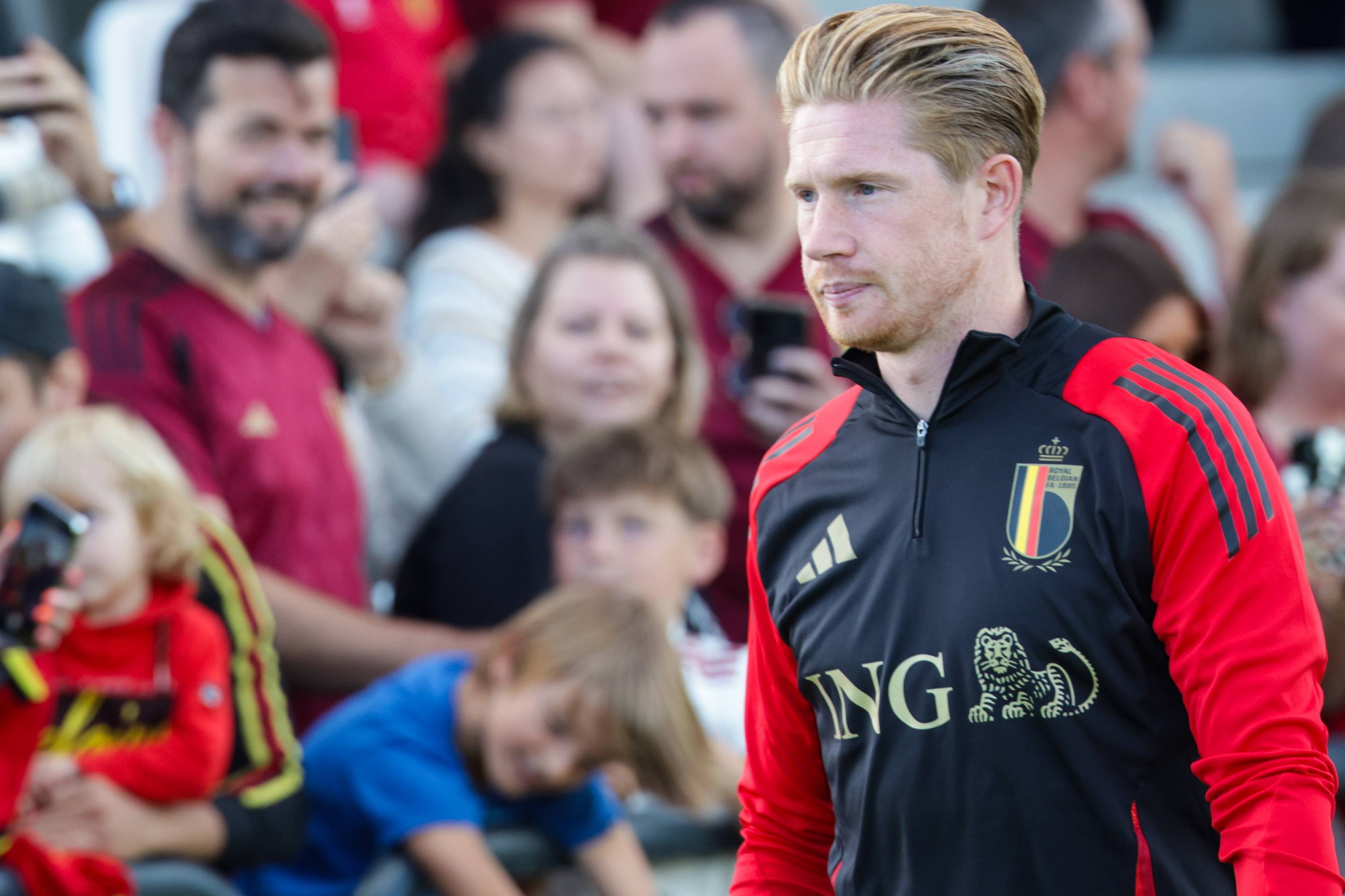 包含瑞典足球队逆转比利时，晋级欧预赛关键之战的词条