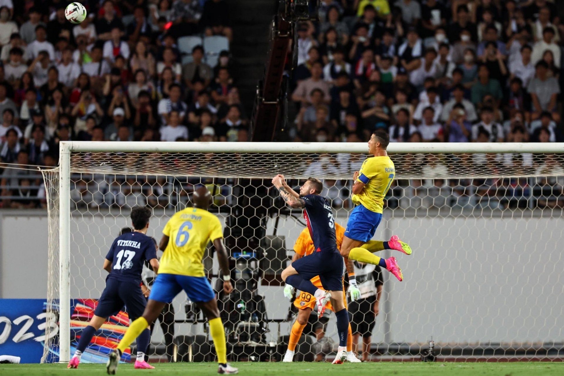 关于巴黎圣日耳曼惊险经历,最终赢得胜利的信息 关于巴黎圣日耳曼惊险经历,最终赢得胜利的信息