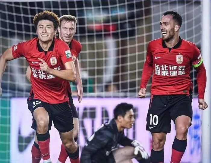 包含广州富力备战关键战役,中超联赛进入白热化的词条 包含广州富力备战关键战役,中超联赛进入白热化的词条