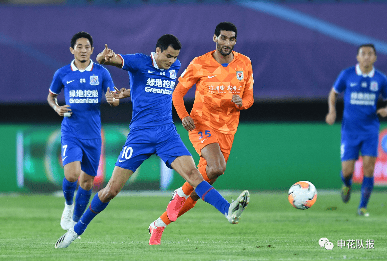 人队积极进攻，轻松获胜