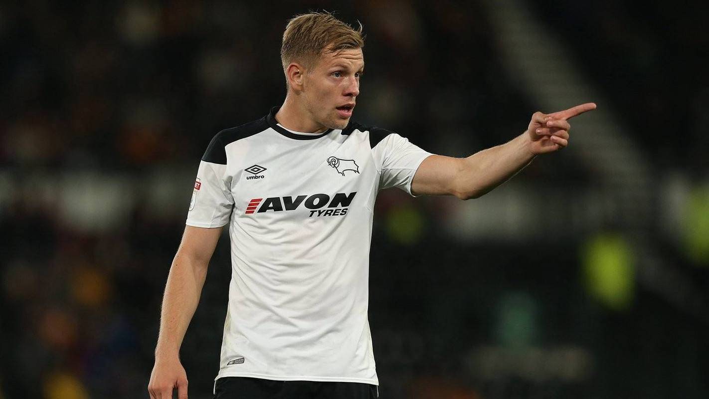 利兹联主教练点赞球员努力,全队精神饱满的简单介绍 利兹联主教练点赞球员努力,全队精神饱满的简单介绍