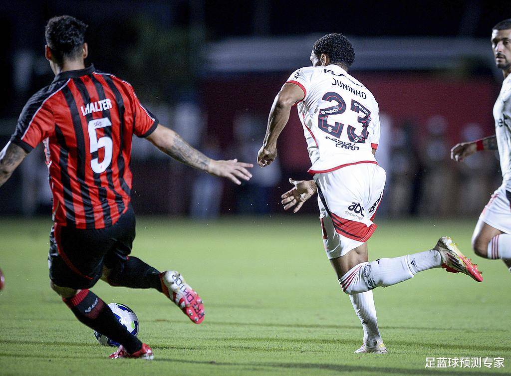 包含切尔西年轻锋线捣乱,球队进攻火力爆炸的词条 包含切尔西年轻锋线捣乱,球队进攻火力爆炸的词条