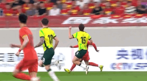 包含球星爆发!亚洲杯赛场再现神级操作的词条 包含球星爆发!亚洲杯赛场再现神级操作的词条