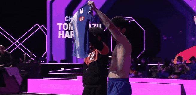 英格兰队鏖战葡萄牙队,王皓扛起全队 英格兰队鏖战葡萄牙队,王皓扛起全队