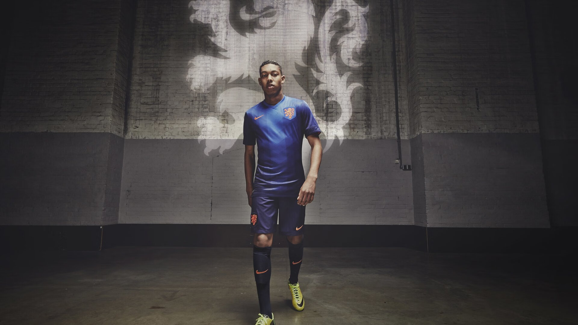 霍勒迪焦点战爆发证价值，上海队淘汰赛力克老鹰展锋芒