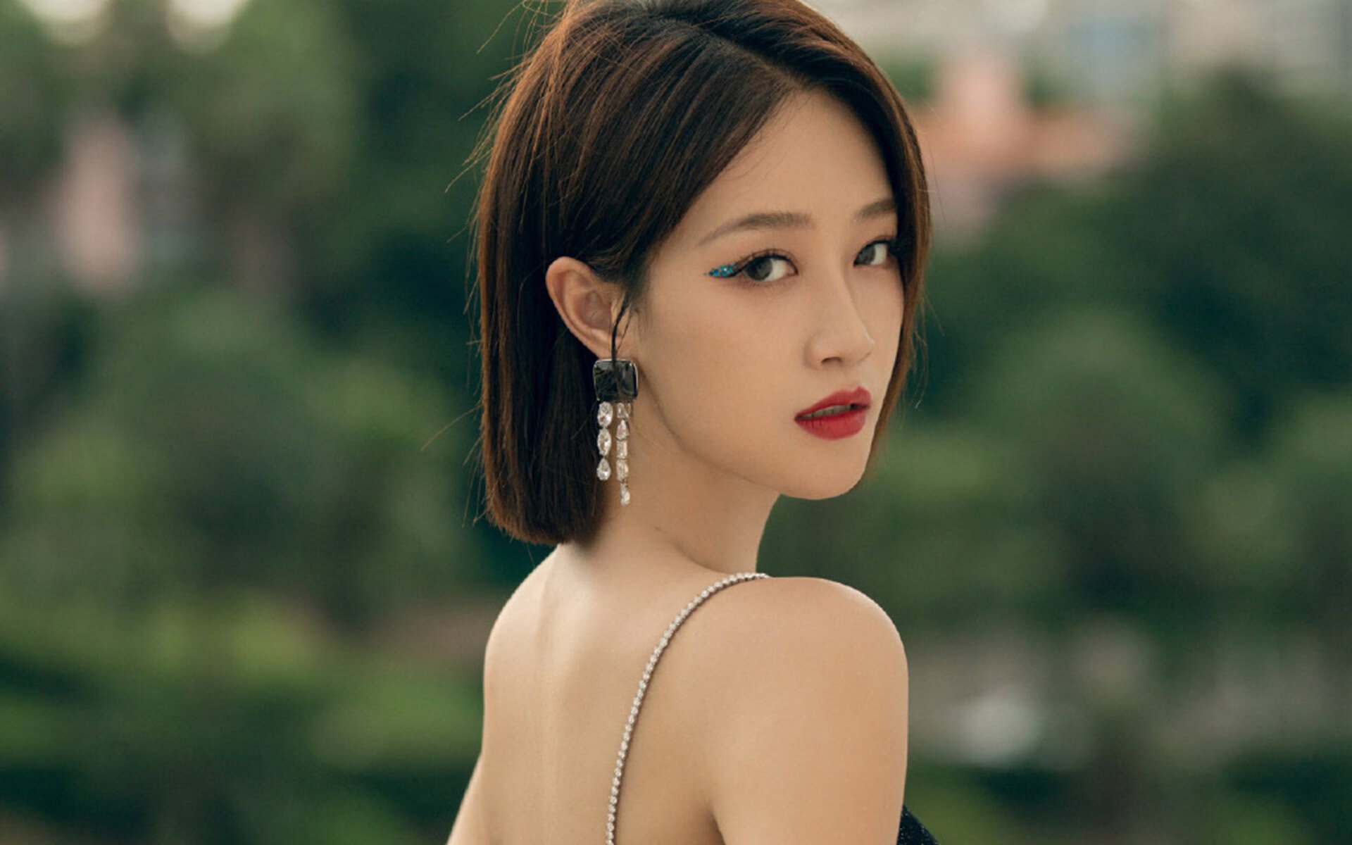 德甲争冠焦点战，上海队提前终结悬念山西队的竞技启示