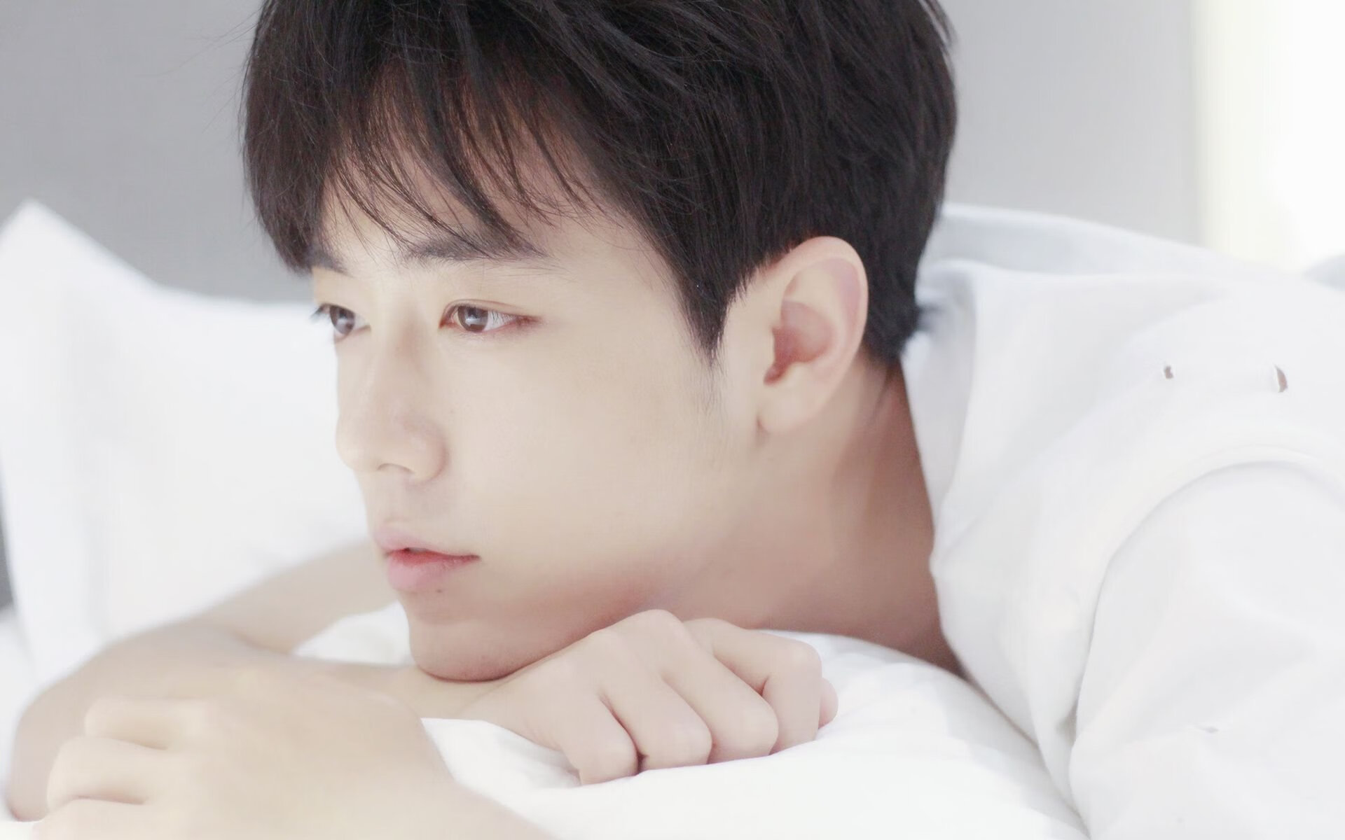 今夜无关欧冠，在传奇篮球馆，一个叫锡安的男人用统治级表演重新定义半决赛之夜