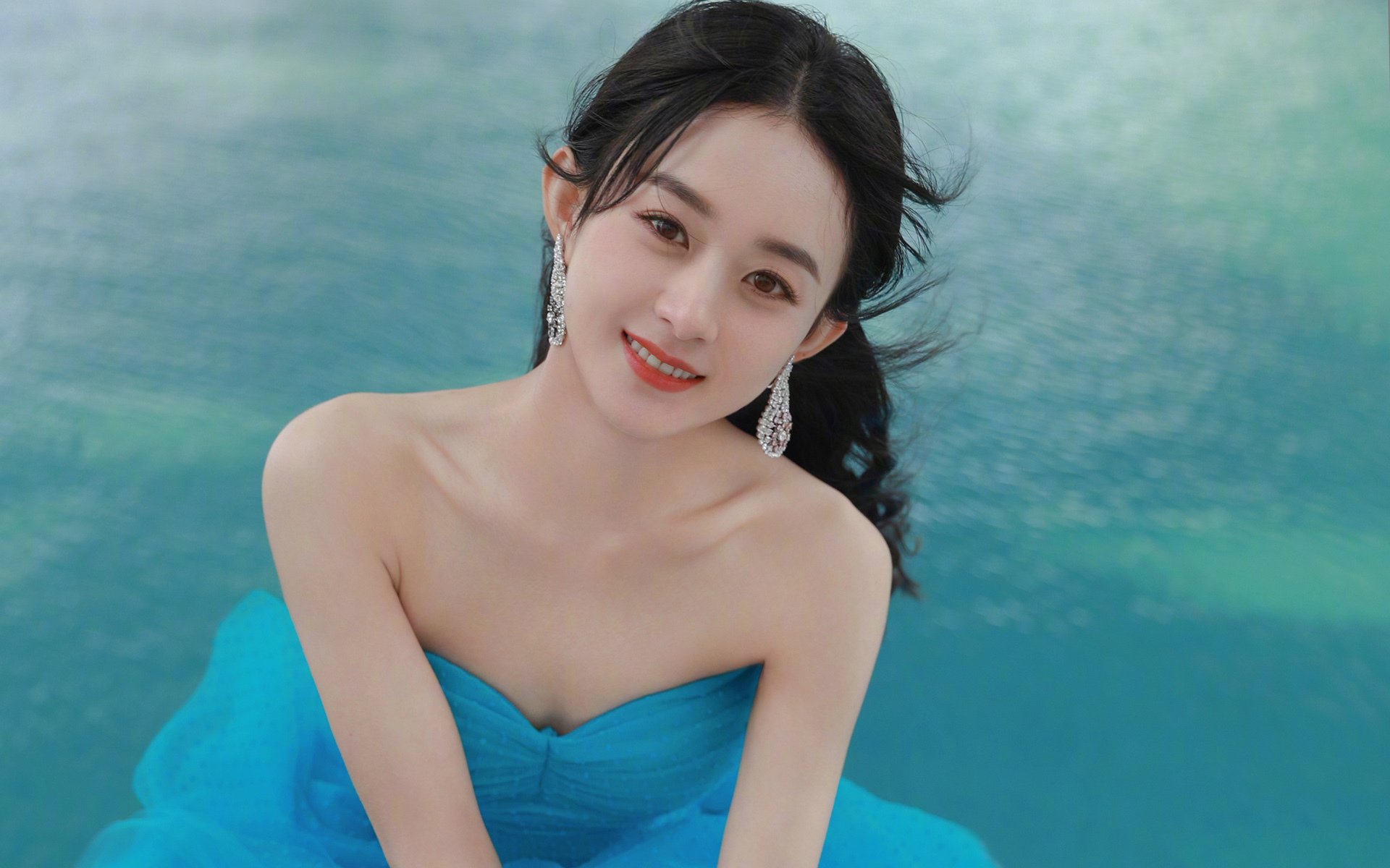 被撕碎的秩序，拉亚那记让哥伦比亚防线彻底崩溃的闪电